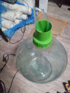 Отзыв: Гидрозатвор для бутыли 22 л, — Подойдет